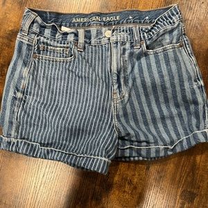 American Eagle size 4 mom short
